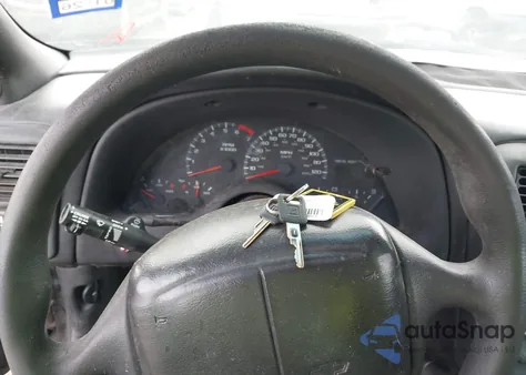 2002 Chevrolet Camaro z USA, uszkodzony, nr VIN 2G1FP22K522130950